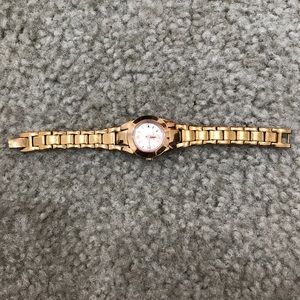 🎉FREE W/ ANY PURCHASE🎉 Rose gold watch